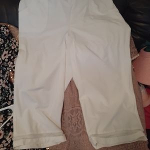 Womens capri pants